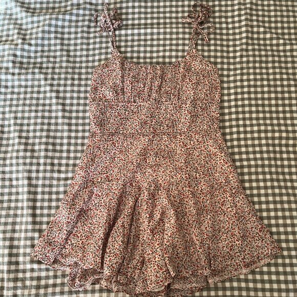Princess Polly Marko Romper - Picture 3 of 11